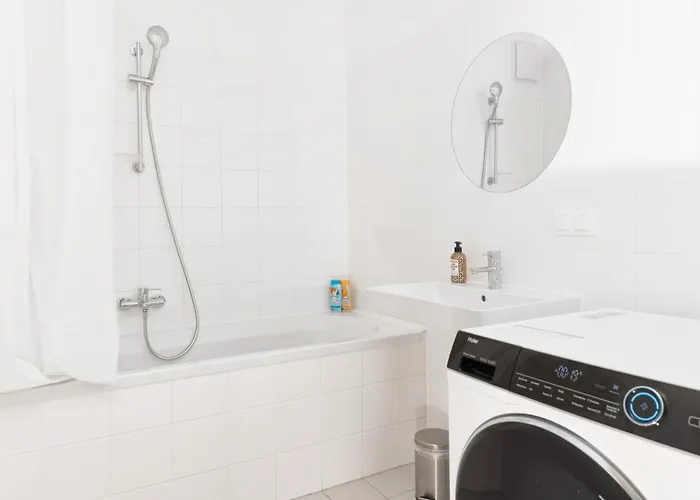 Апартаменти Whats-app Self-check-in - 1br Apartment, Near Airport,15 Min To Center *