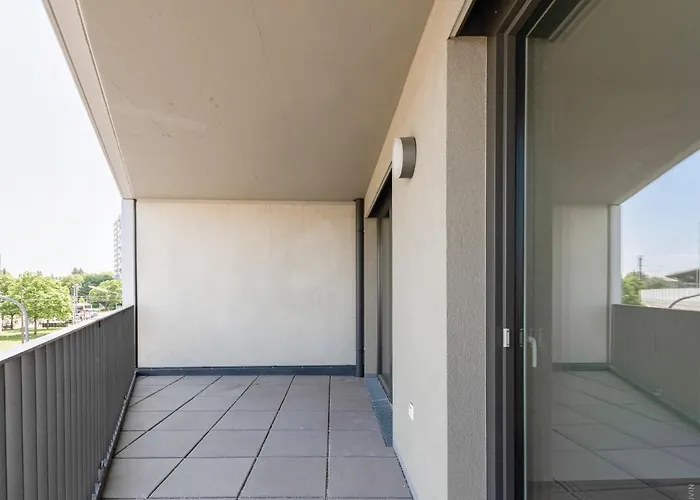 Апартаменти Whats-app Self-check-in - 1br Apartment, Near Airport,15 Min To Center