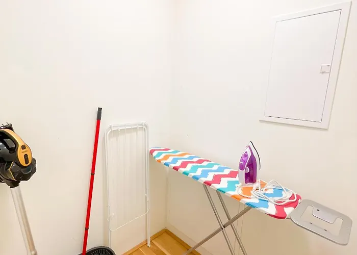 Апартаменти Whats-app Self-check-in - 1br Apartment, Near Airport,15 Min To Center *
