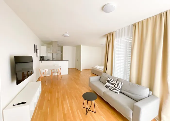 Апартаменти Whats-app Self-check-in - 1br Apartment, Near Airport,15 Min To Center *