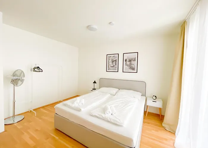 Апартаменти Whats-app Self-check-in - 1br Apartment, Near Airport,15 Min To Center Відень