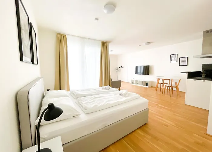 Апартаменти Whats-app Self-check-in - 1br Apartment, Near Airport,15 Min To Center *
